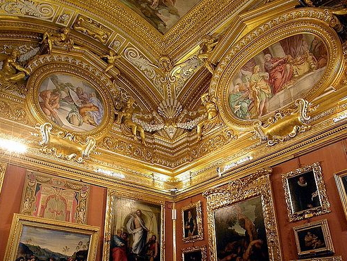 Interior Palacio Pitti - Daga Medici Renacentista