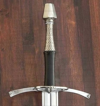 Espada mano y media funcional siglo XV 1