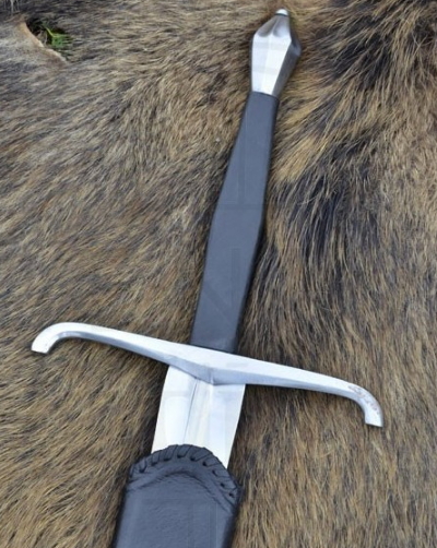Espada Italian mano y media